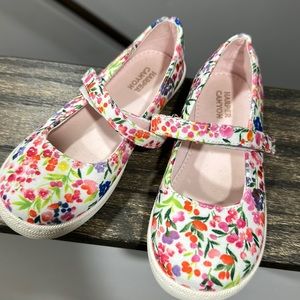 Floral slip-on shoes